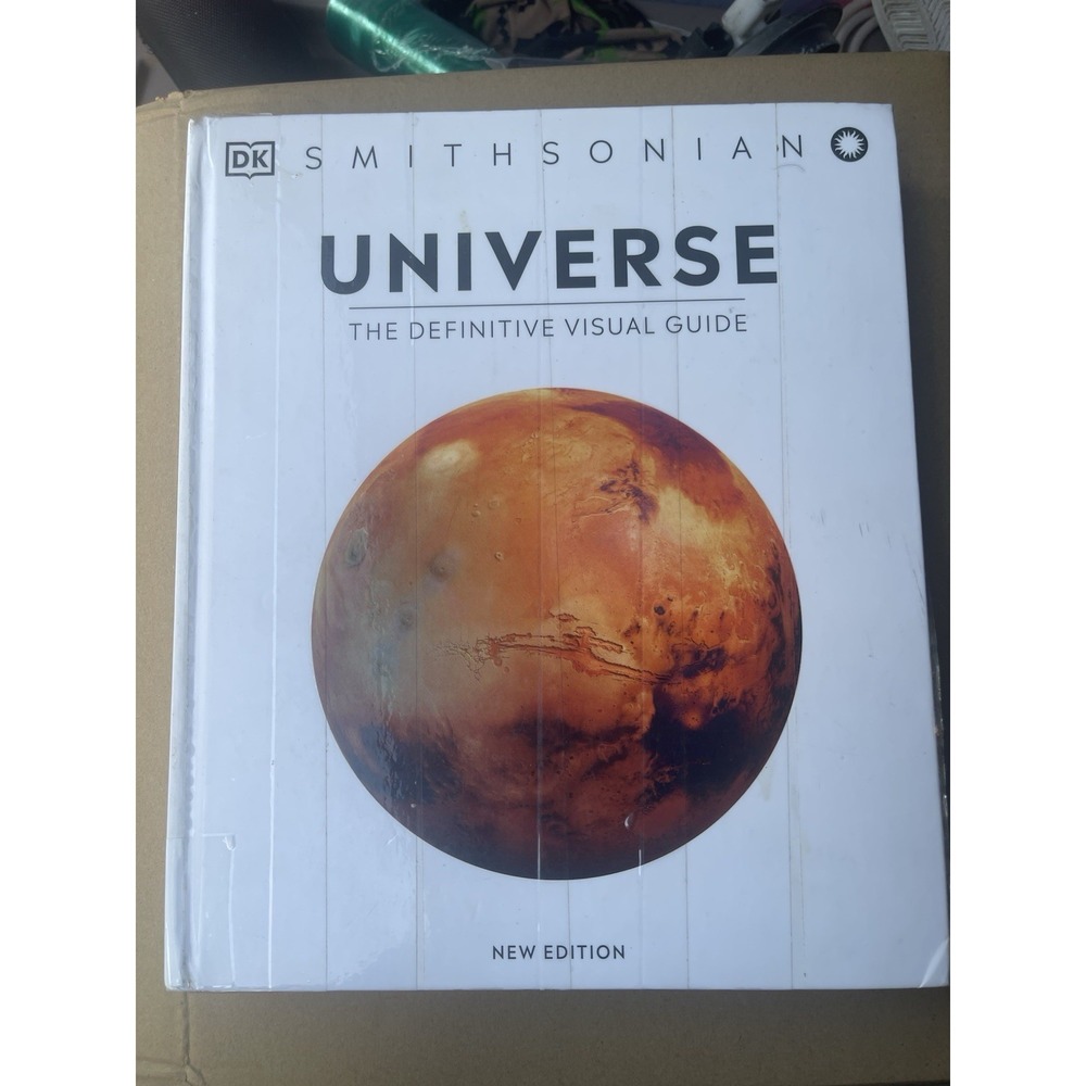 Smithsonian Universe The Definitive Visual Guide Hardcover 2020 DK Astronomy
